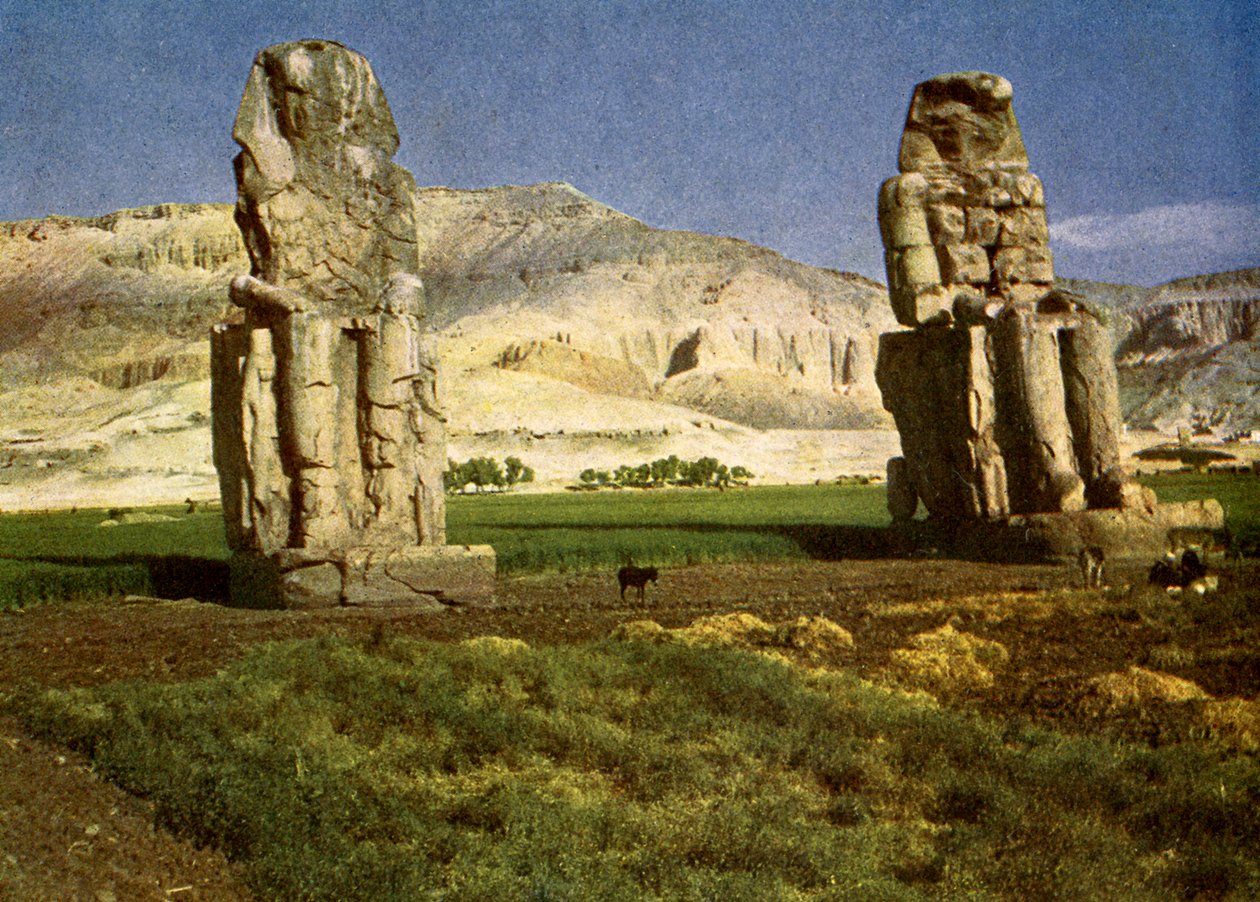 Kolosserna av Memnon, nära Thebe, Egypten. av English Photographer