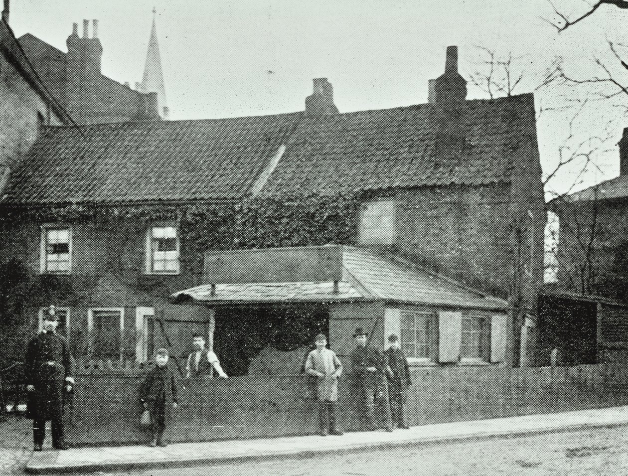The Smithy, Broadway, Crouch End, 1890 av English Photographer