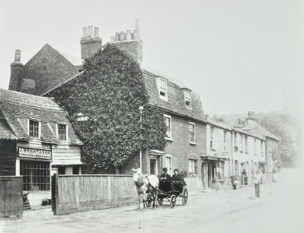 Tottenham Lane, Hornsey: fronthöjder, ca 1890 av English Photographer
