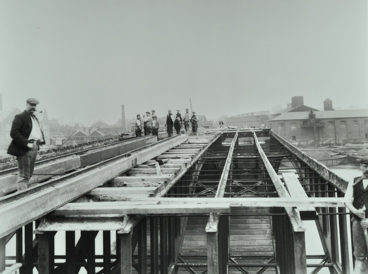 Vauxhall Bridge: rivning, 1898 av English Photographer