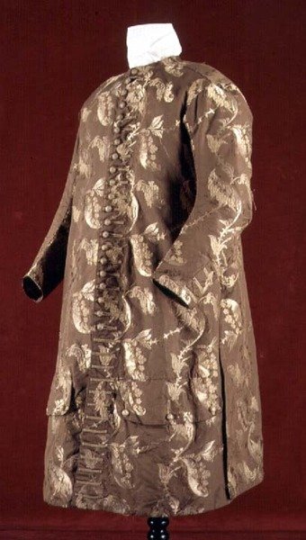Guldbrokadrock, c.1700-10 av English School