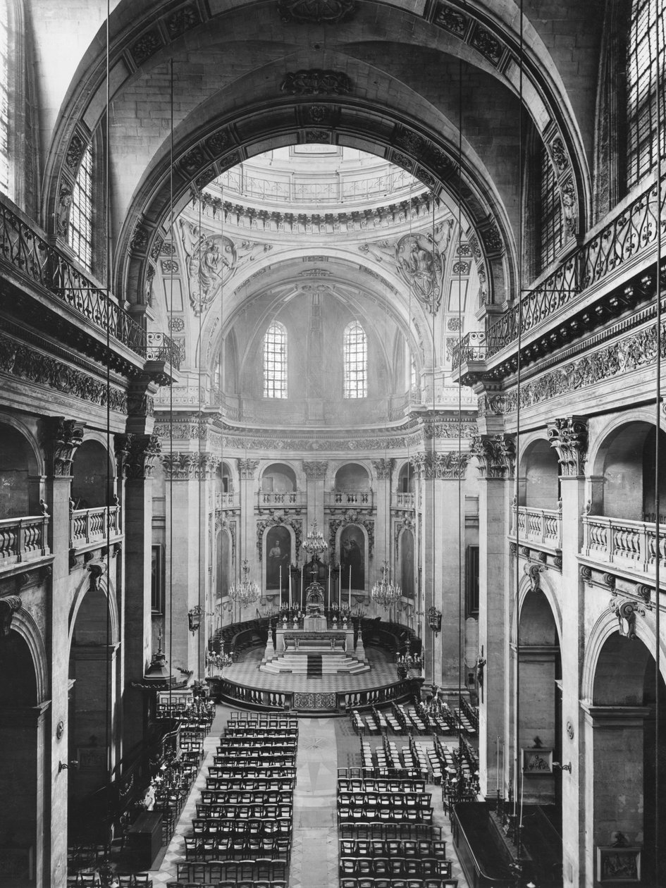 Interiörvy av mittskeppet i kyrkan Saint-Paul-Saint-Louis, sett från orgeln, 1627-41 av Etienne and Derand, F. Martellange