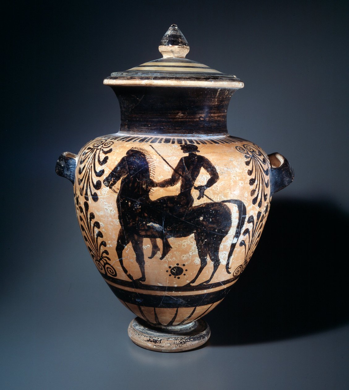 Terrakotta stamnos föreställande en ryttare, 500-490 f.Kr av Etruscan