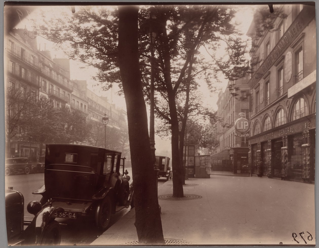 Boulevard de Bonne-Nouvelle av Eugène Atget