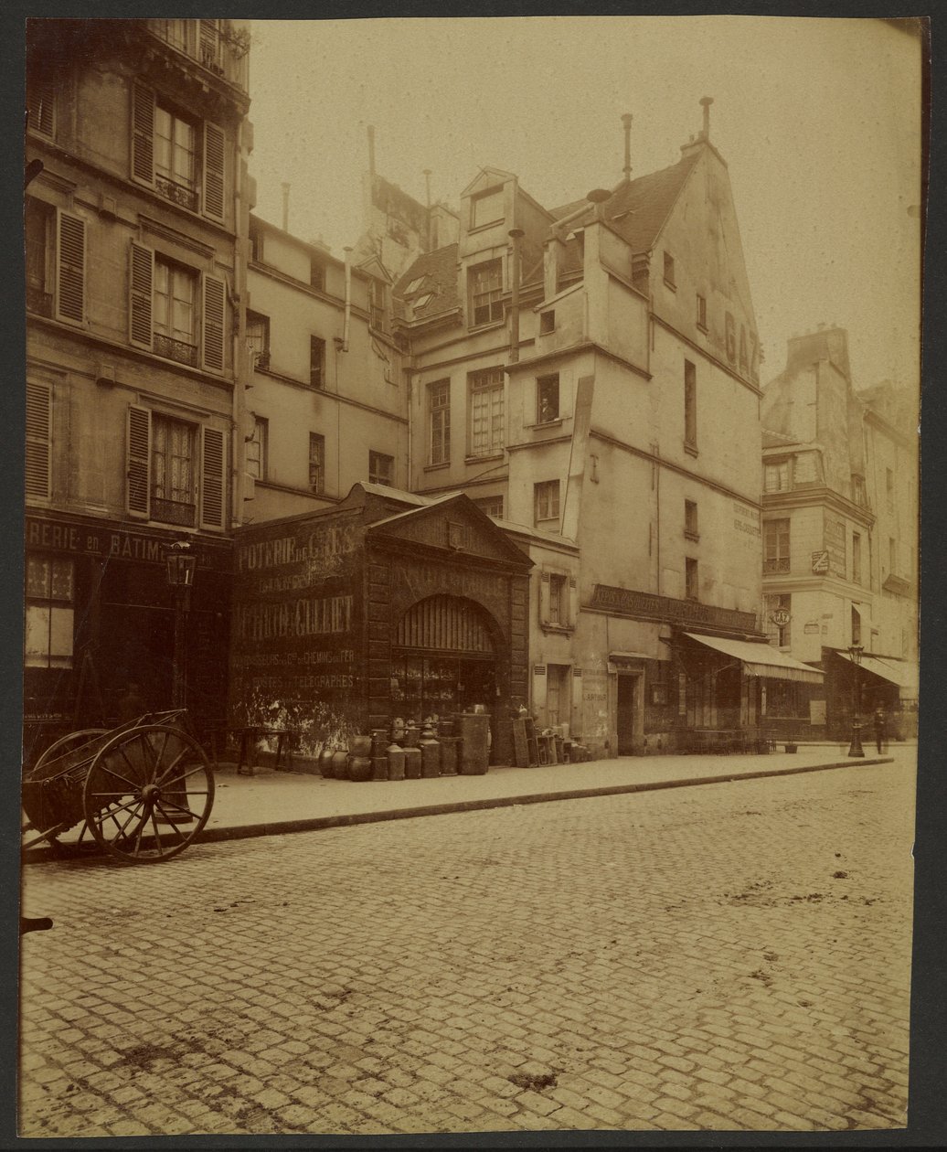Cour de la Rue des Archives 46 av Eugène Atget