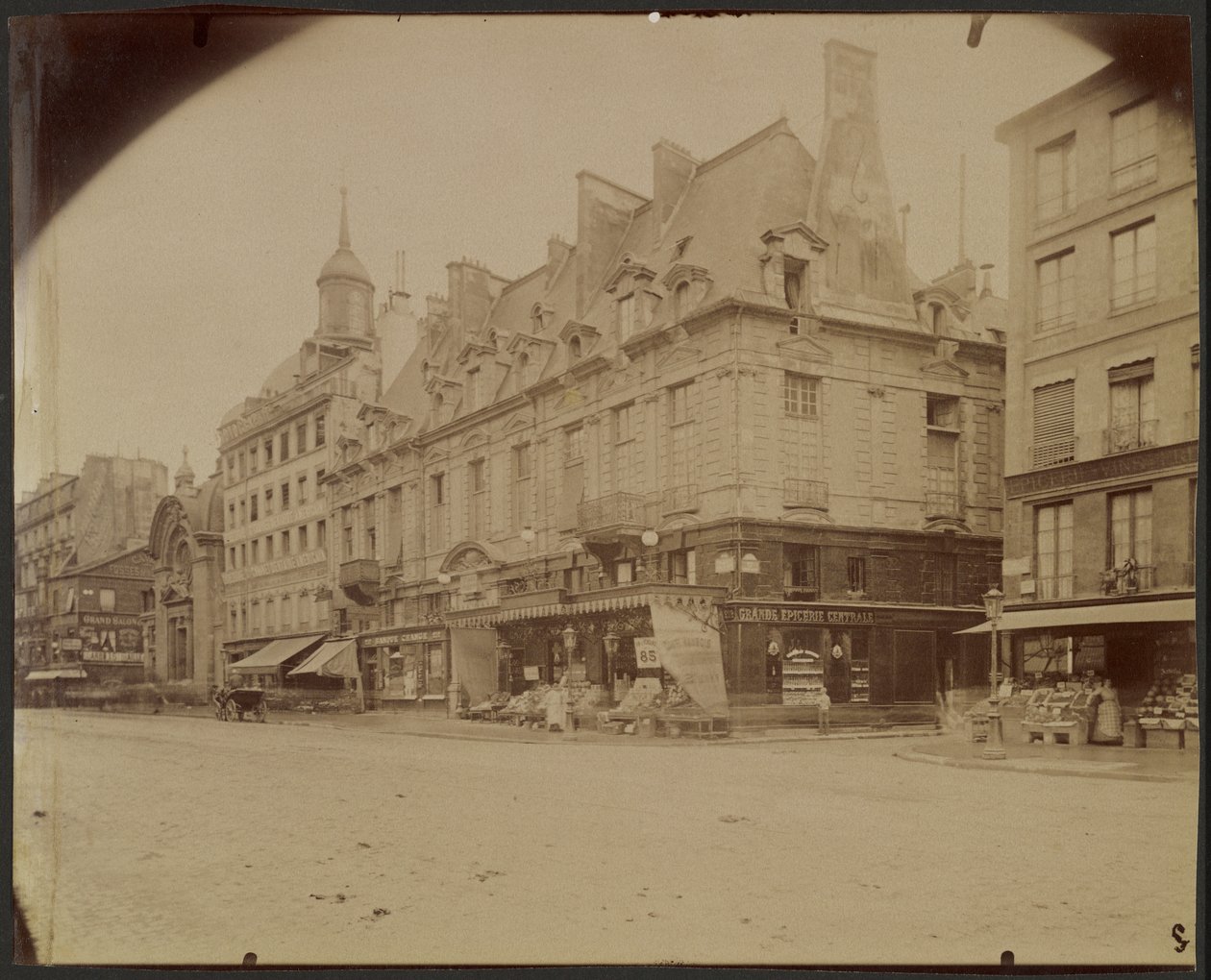 Hôtel de Mayenne av Eugène Atget