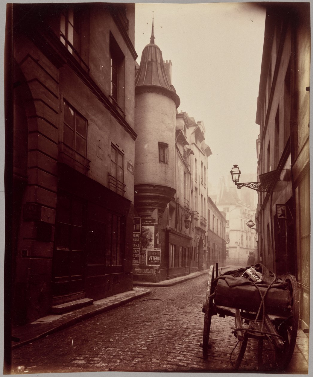 Rue Hautefeuille av Eugène Atget