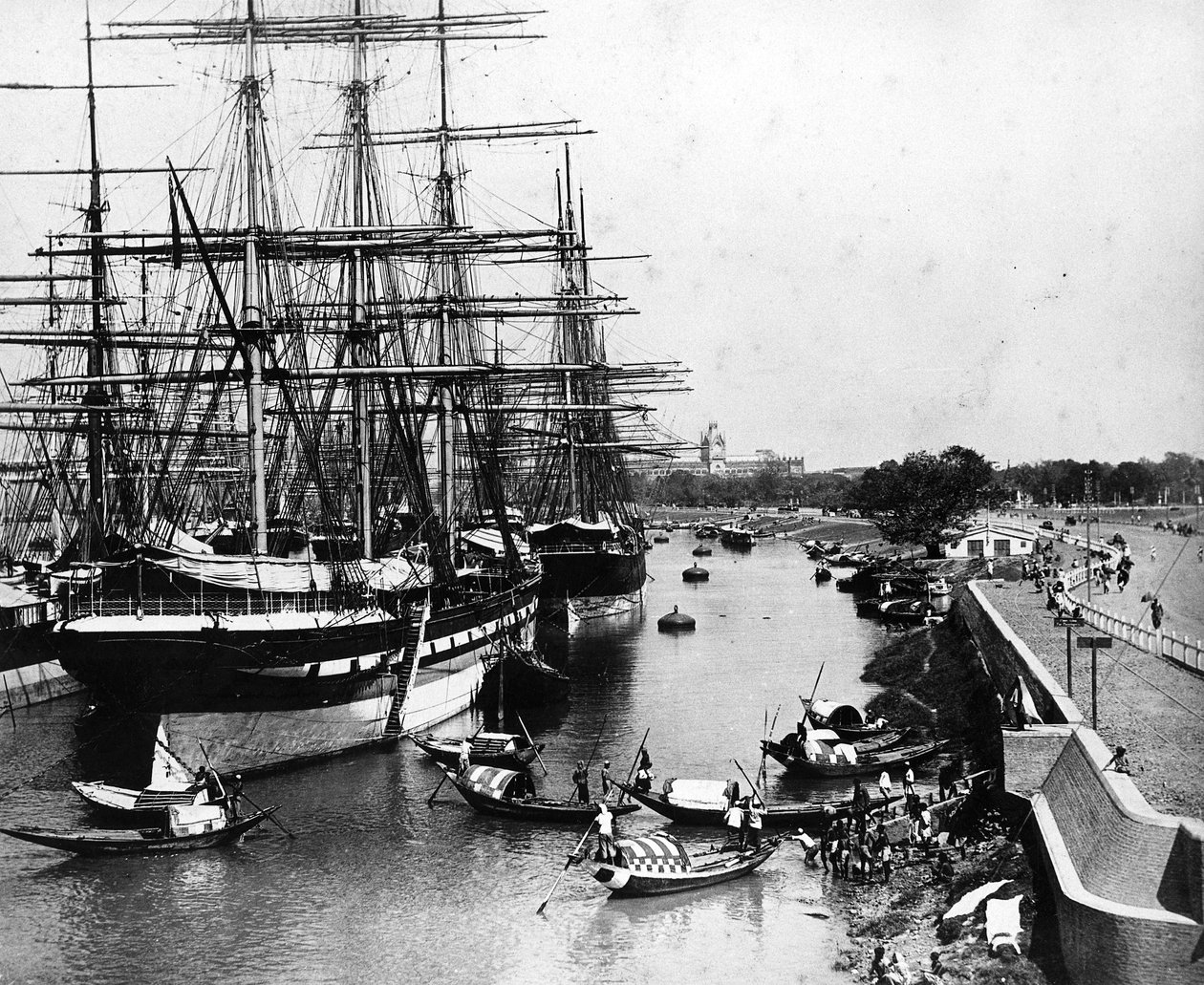 Calcutta Docks, ca 1880 av European Photographer
