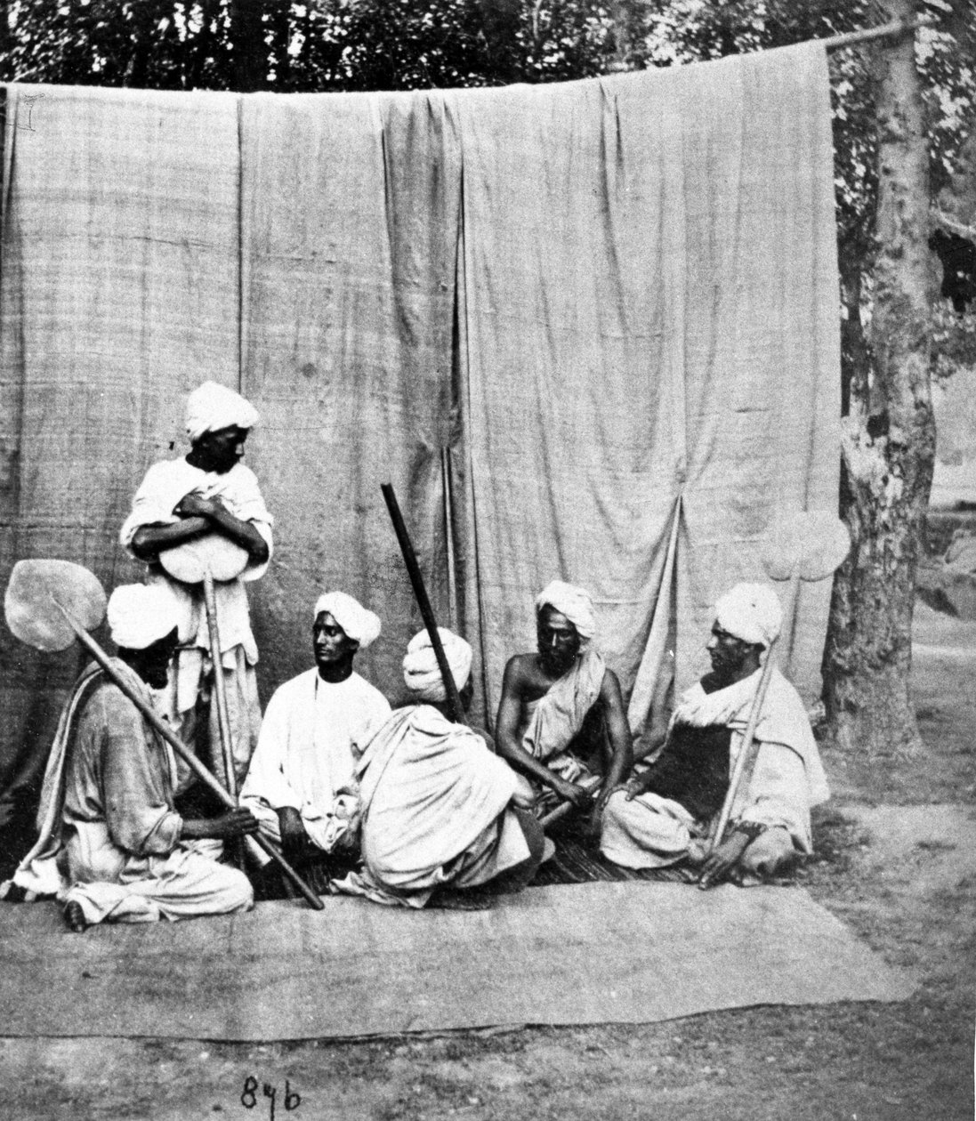 Punkawallahs, ca. 1860-80-talet av European Photographer