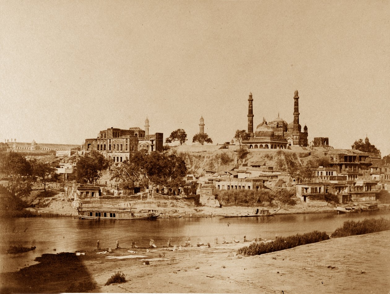 Utsikt över det nya batteriet från stenbron, Lucknow av Felice Beato