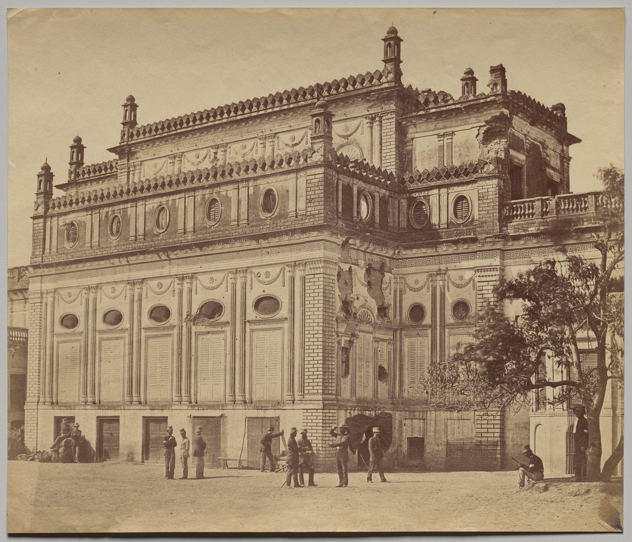 Begum Kotie av Felice A. Beato