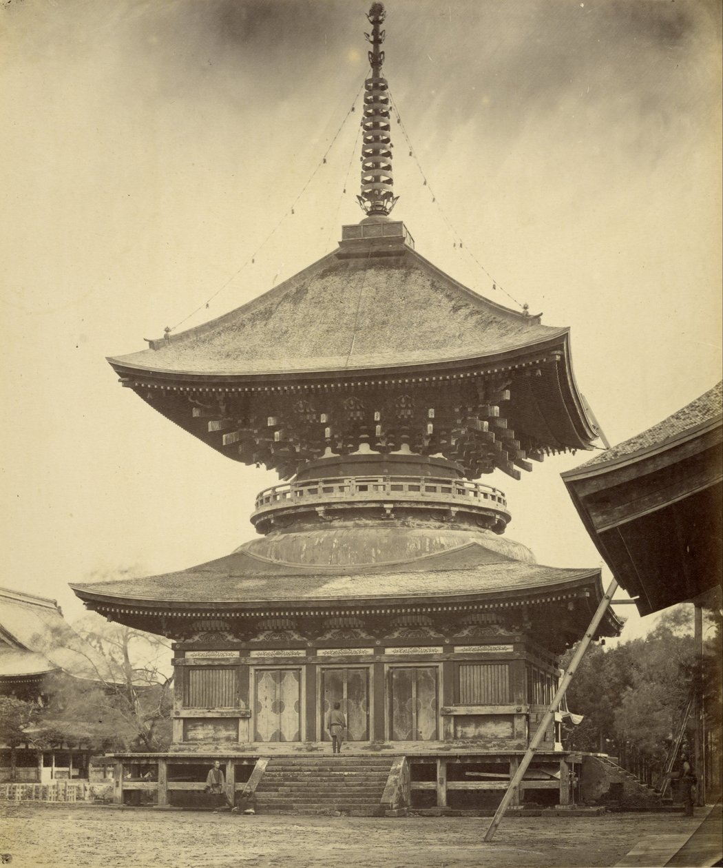 Envåningspagoden, Hachiman Shrine, Kamakura av Felice Beato