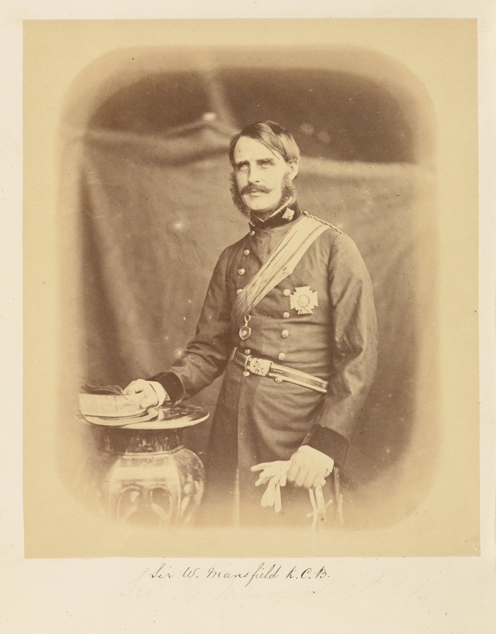 Sir W. Mansfield, K.C.B. av Felice Beato