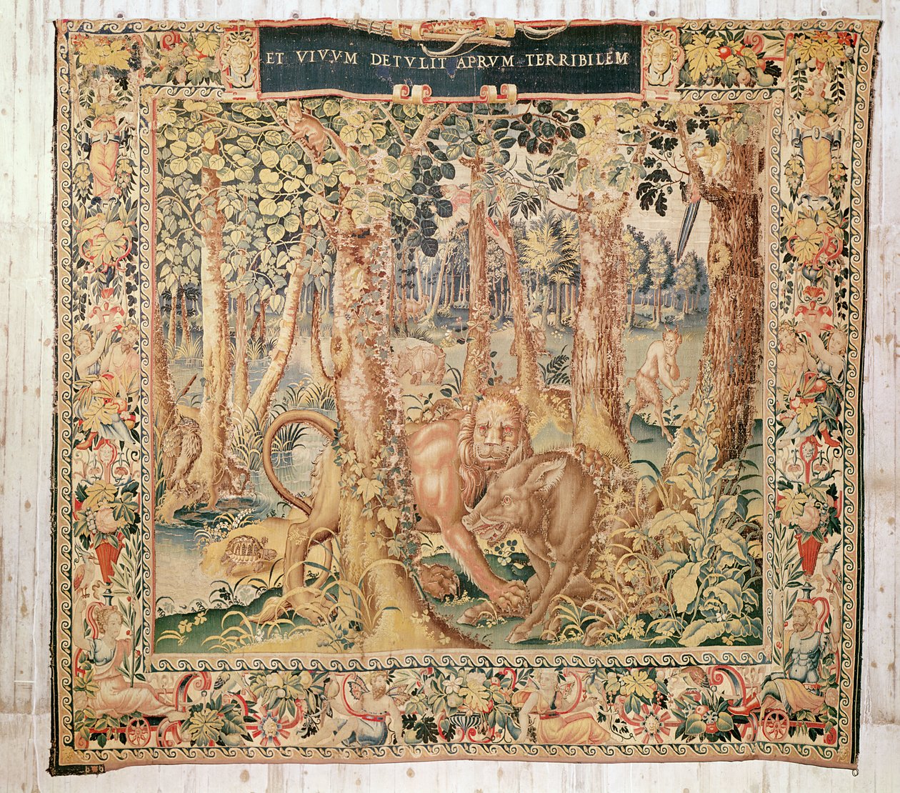 O le Erymanthian Boar, ina ua mavae le 1528 (tapestry) swed av Flemish School