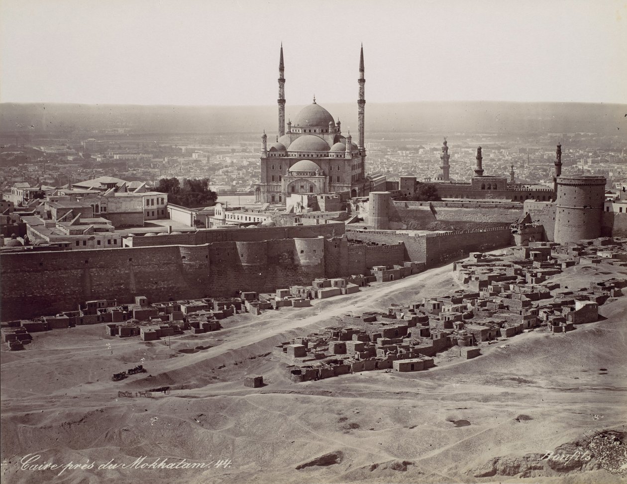 Kairo nära Mokkatam, 1870-talet. av Félix Bonfils