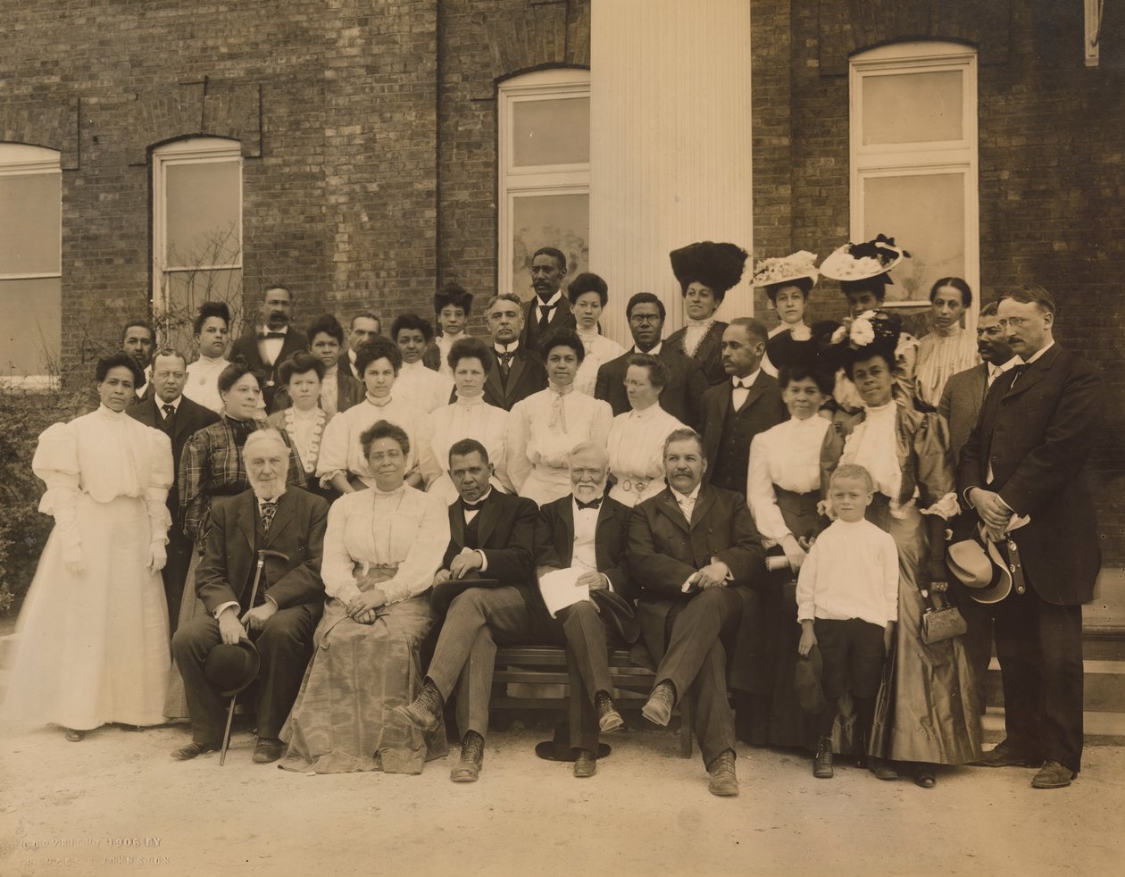 Andrew Carnegie och Booker T. Washington av Frances Benjamin Johnston