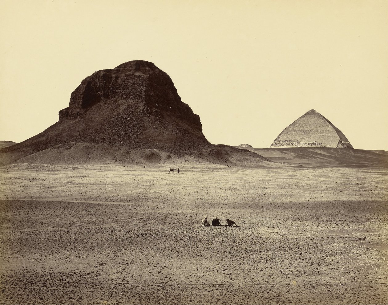 Pyramiderna i Dahshur, från öst av Francis Frith