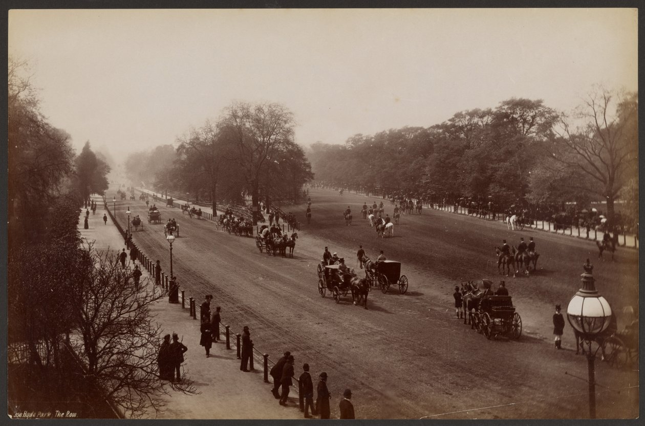 Hyde Park, The Row av Francis Frith