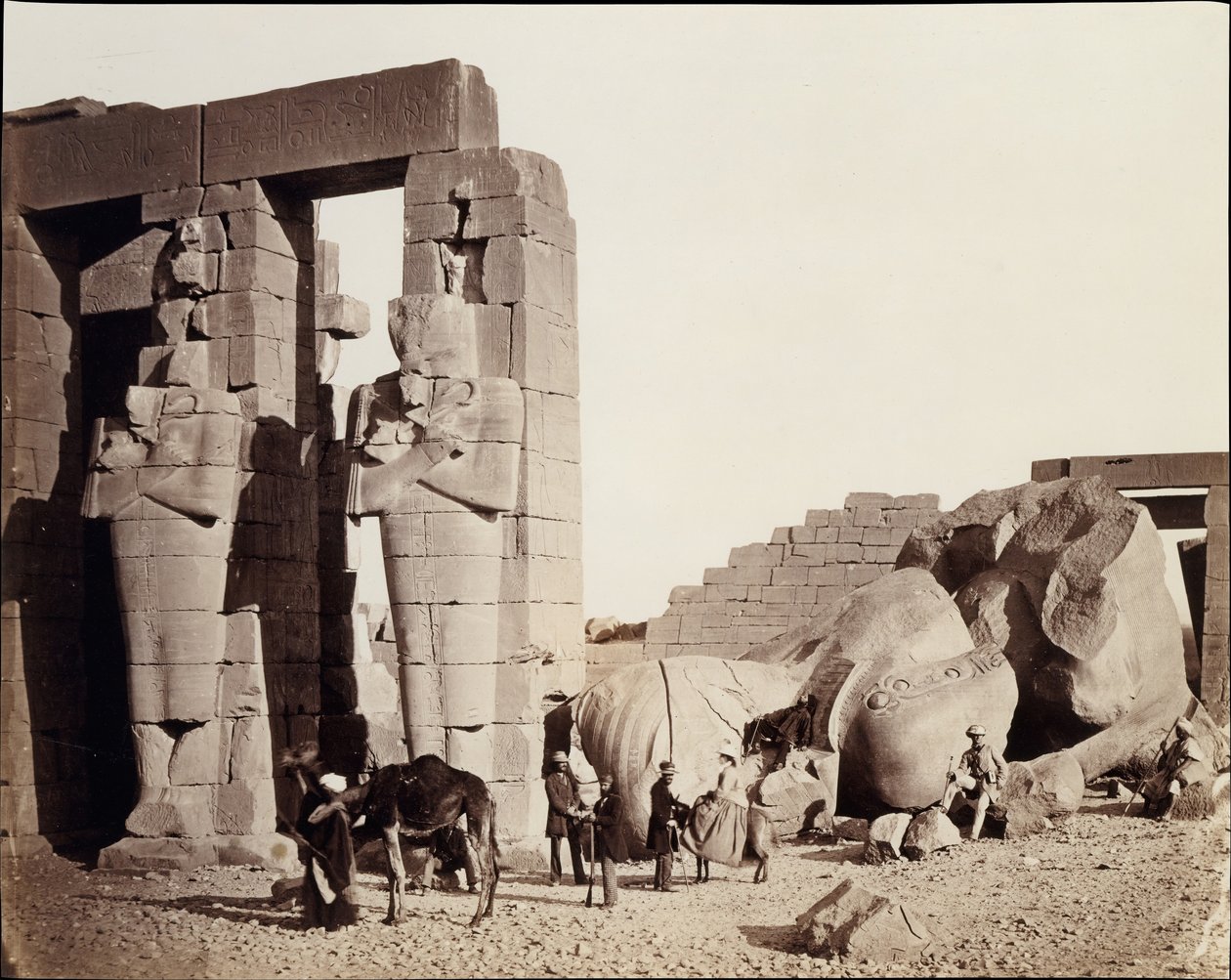 Rameseum i El-Kurneh, Thebe, 1857. av Francis Frith