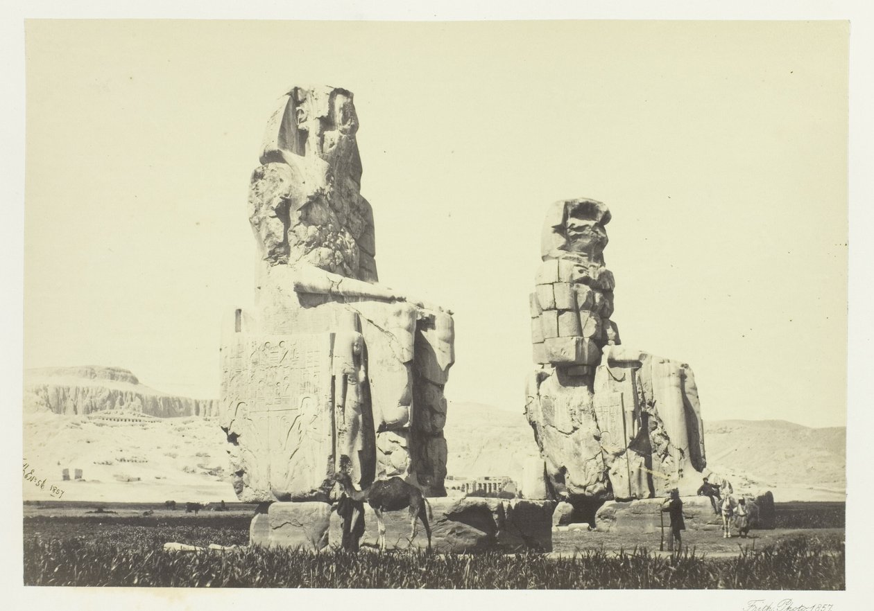 Statyerna av Memnon, Thebes slätt av Francis Frith