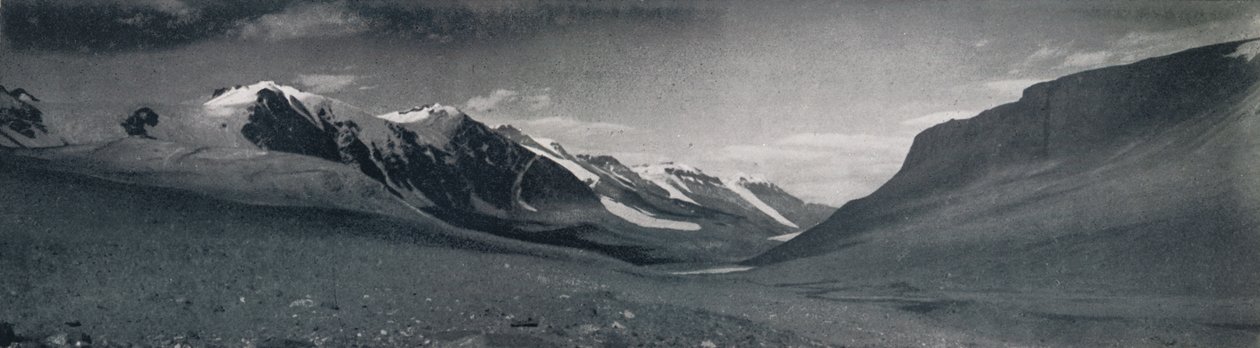 An Ice-Free Outlet Valley, c1911, 1913 av Frank Debenham