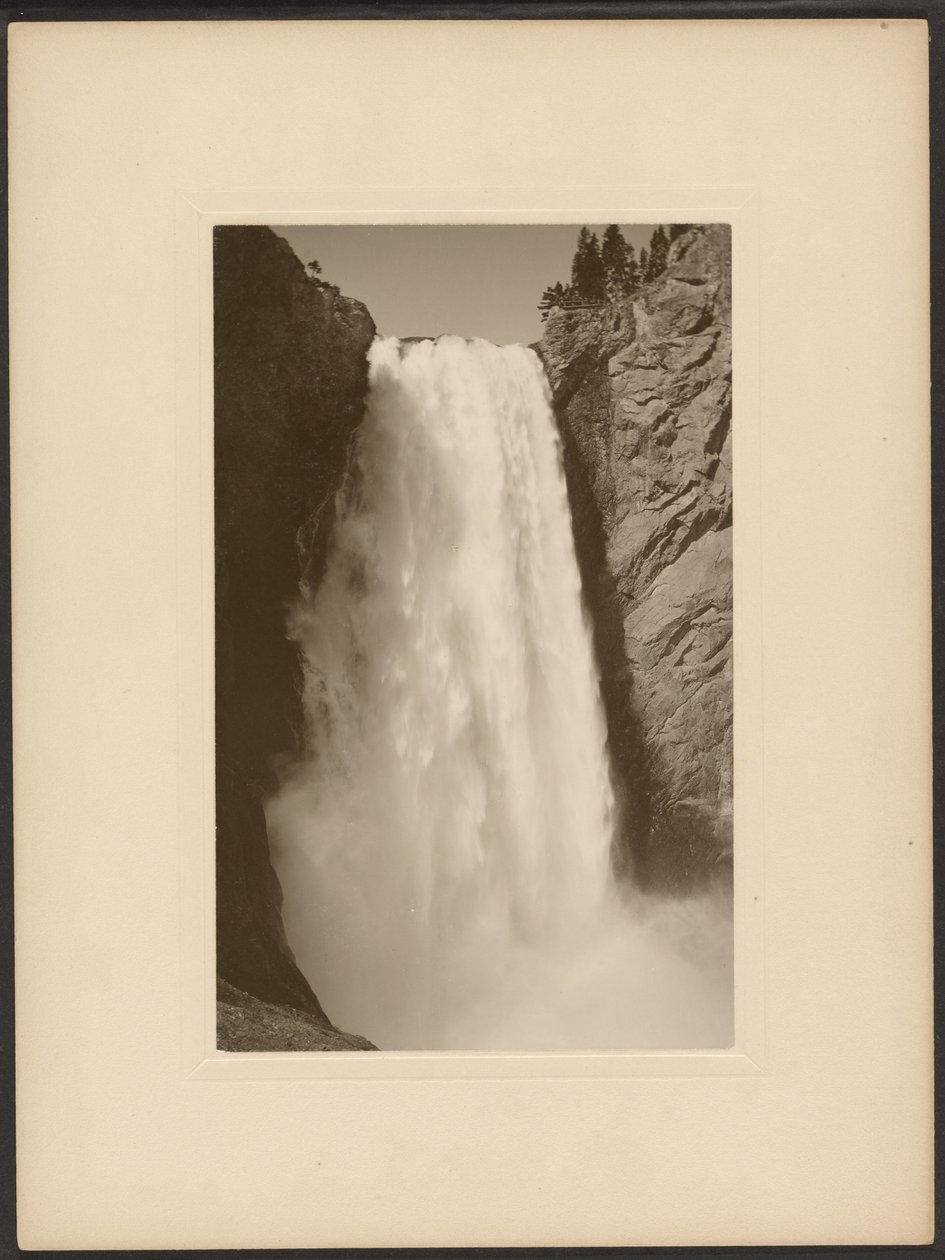 Stora fallen i Yellowstone av Frank Jay Haynes
