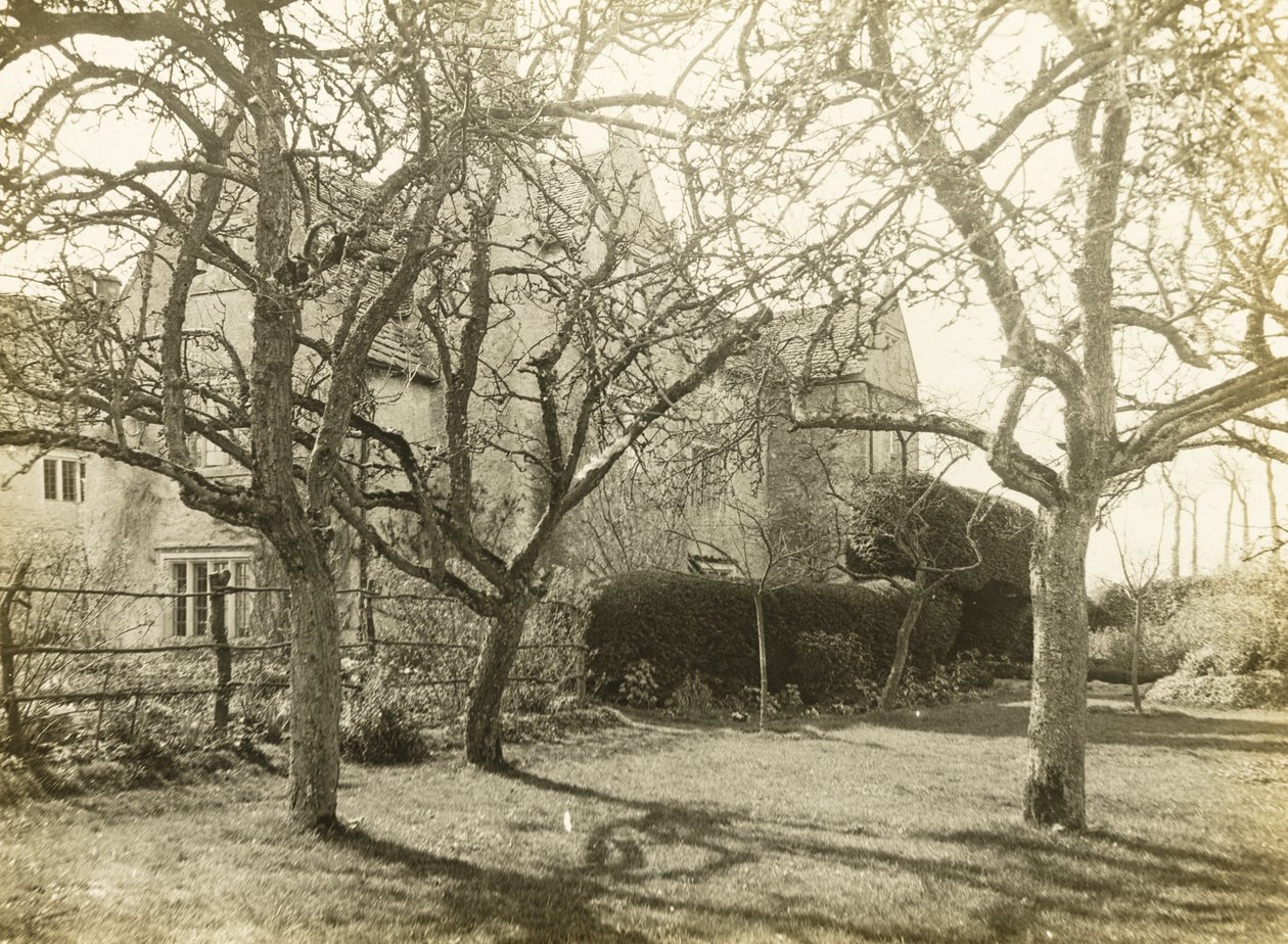 Kelmscott Manor: Från fruktträdgården av Frederick H. Evans