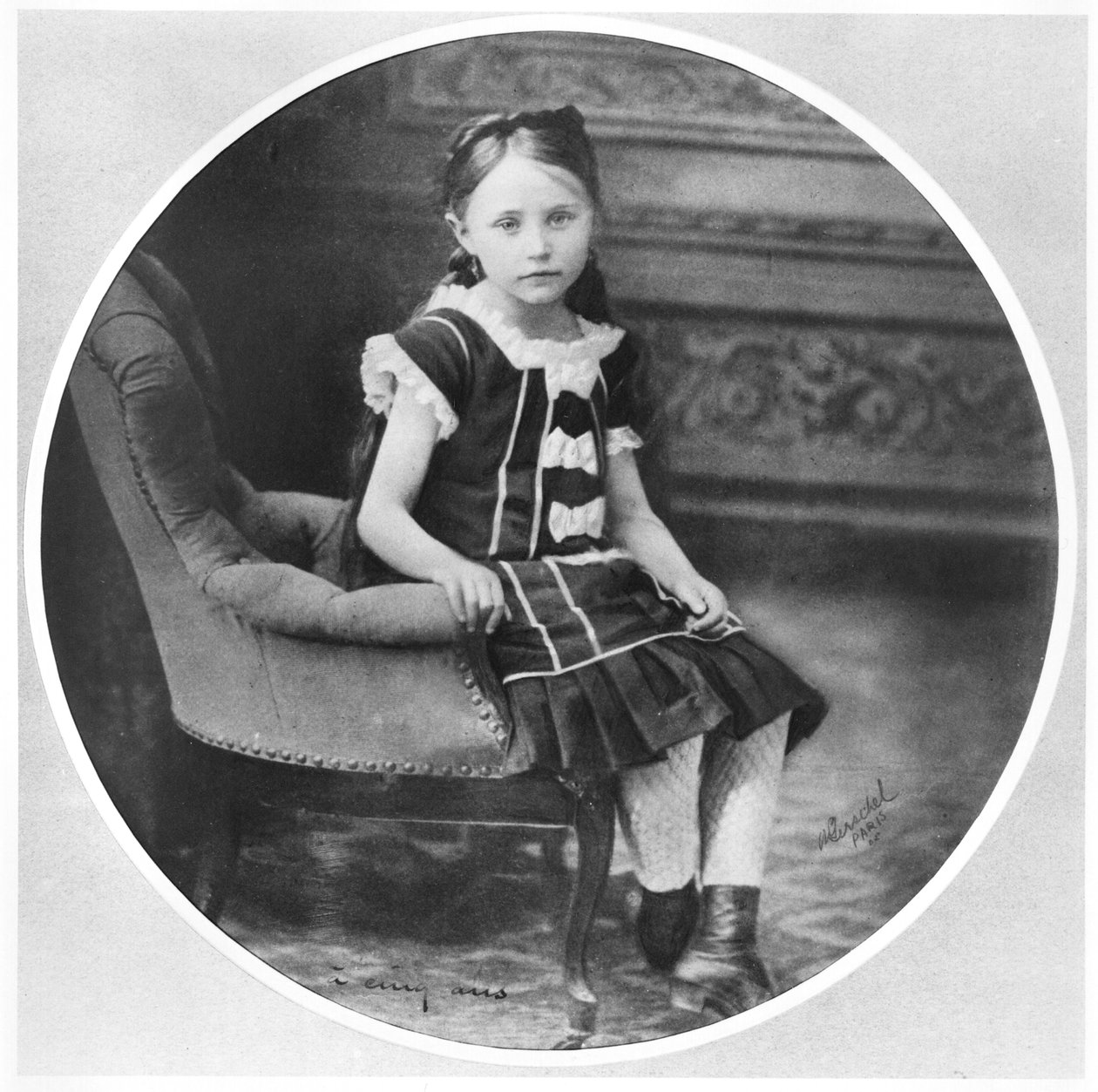Colette (1873-1954) 5 år gammal, 1878 av French Photographer