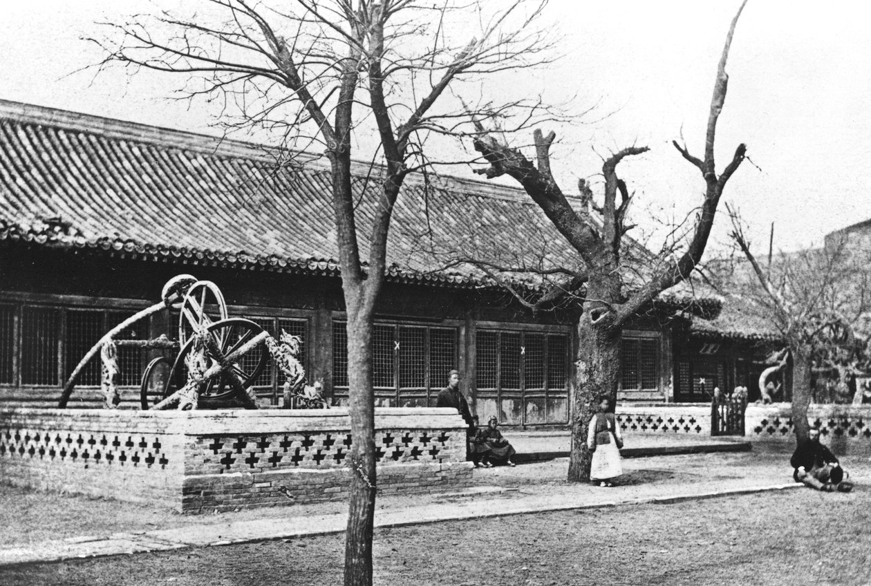 Imperialistiska observatoriet i Peking, Kina, ca 1900 av French Photographer