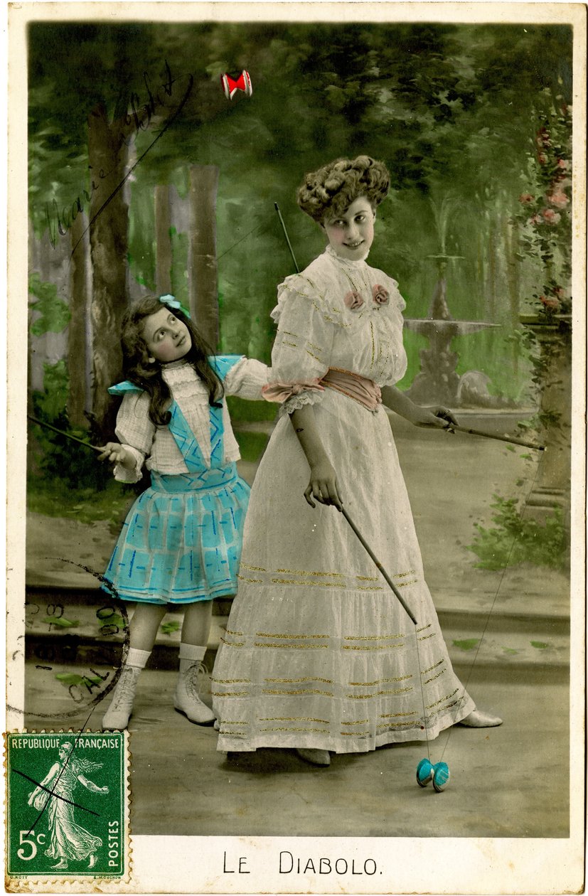 Spelar diabolo, 1908 (färgat foto) av French Photographer