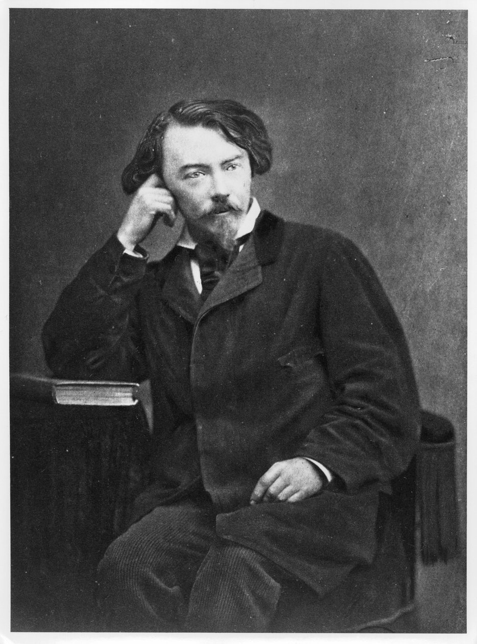Porträtt av greve Auguste de Villiers de LIsle-Adam (1838-89) 1886 av French Photographer