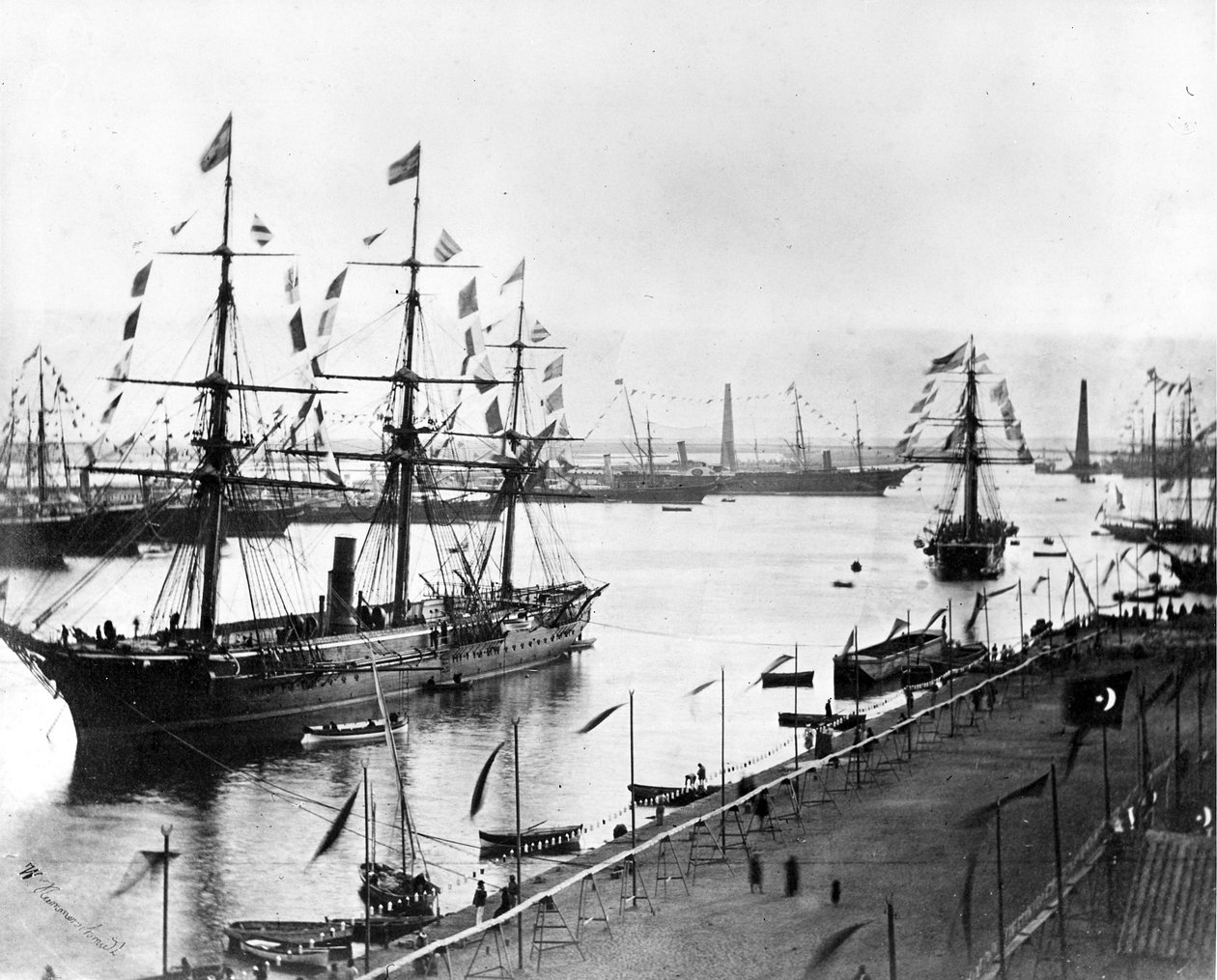 Öppnandet av Suezkanalen, Port Said 1869 av French Photographer
