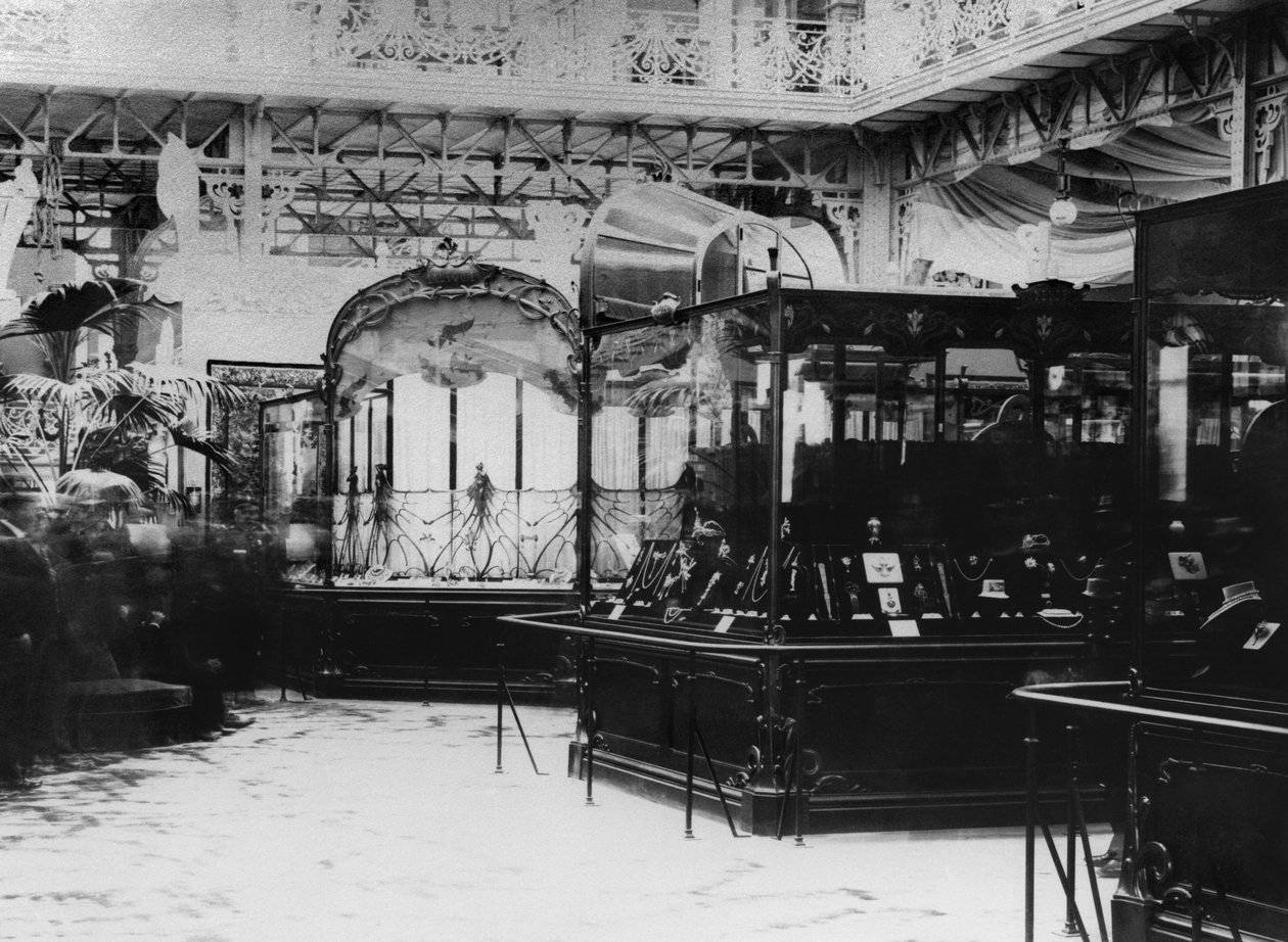 Samuel Bing-galleriet som ställer ut Rene Lalique (1860-1945) under världsutställningen, Paris, 1900 av French Photographer