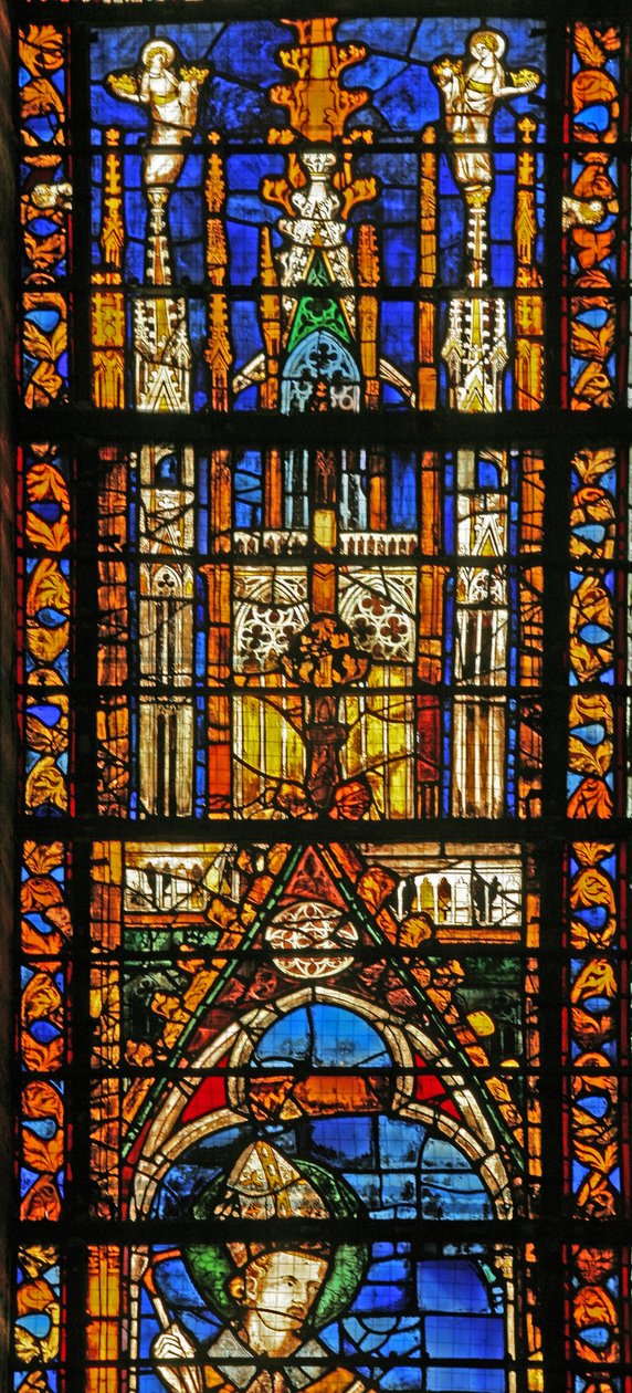 Fönster w6 som visar en baldakin (målat glas) av French School