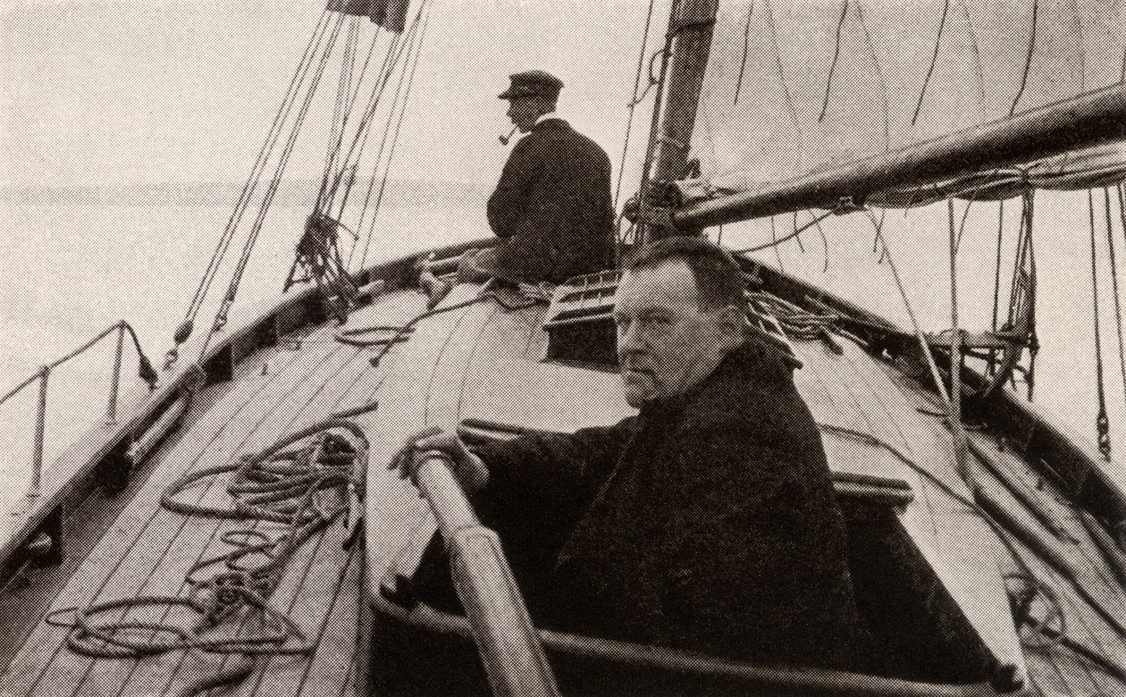 Hilaire Belloc i sin båt av French Photographer
