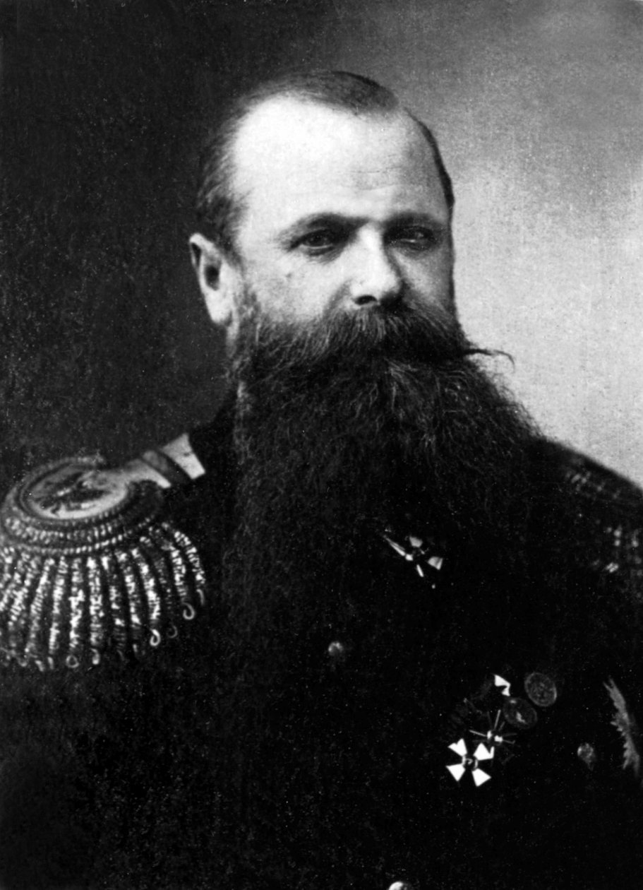 Porträtt av Makhroff, amiral. av French Photographer