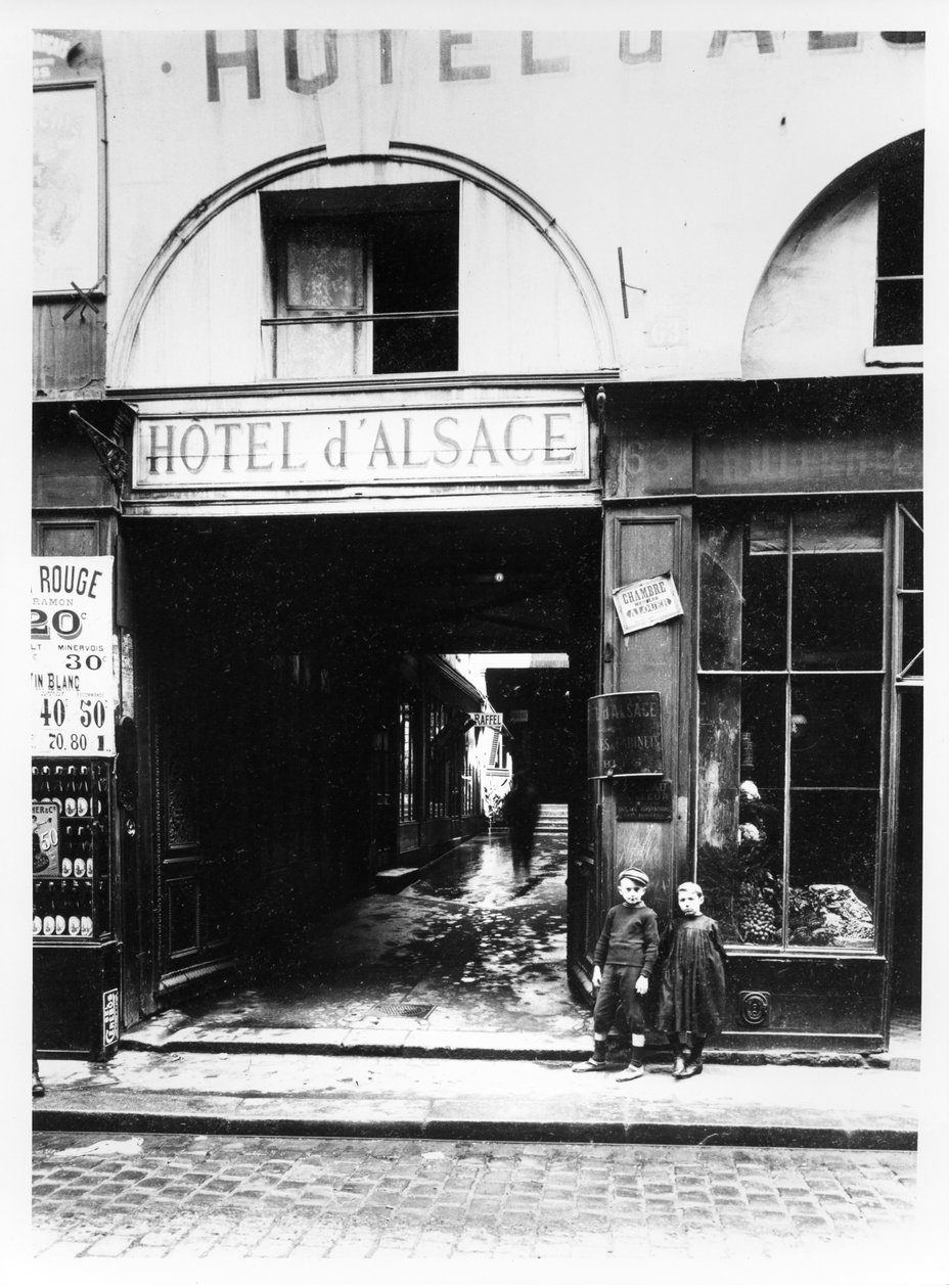 Hotel dAlsace av French Photographer