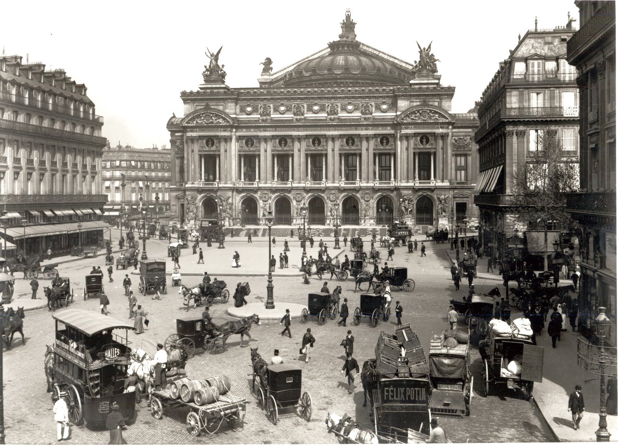 Utsikt över Paris operahus, 1890-99 av French Photographer