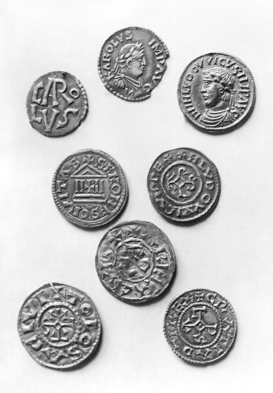 Åtta karolingiska mynt (silver) av French School