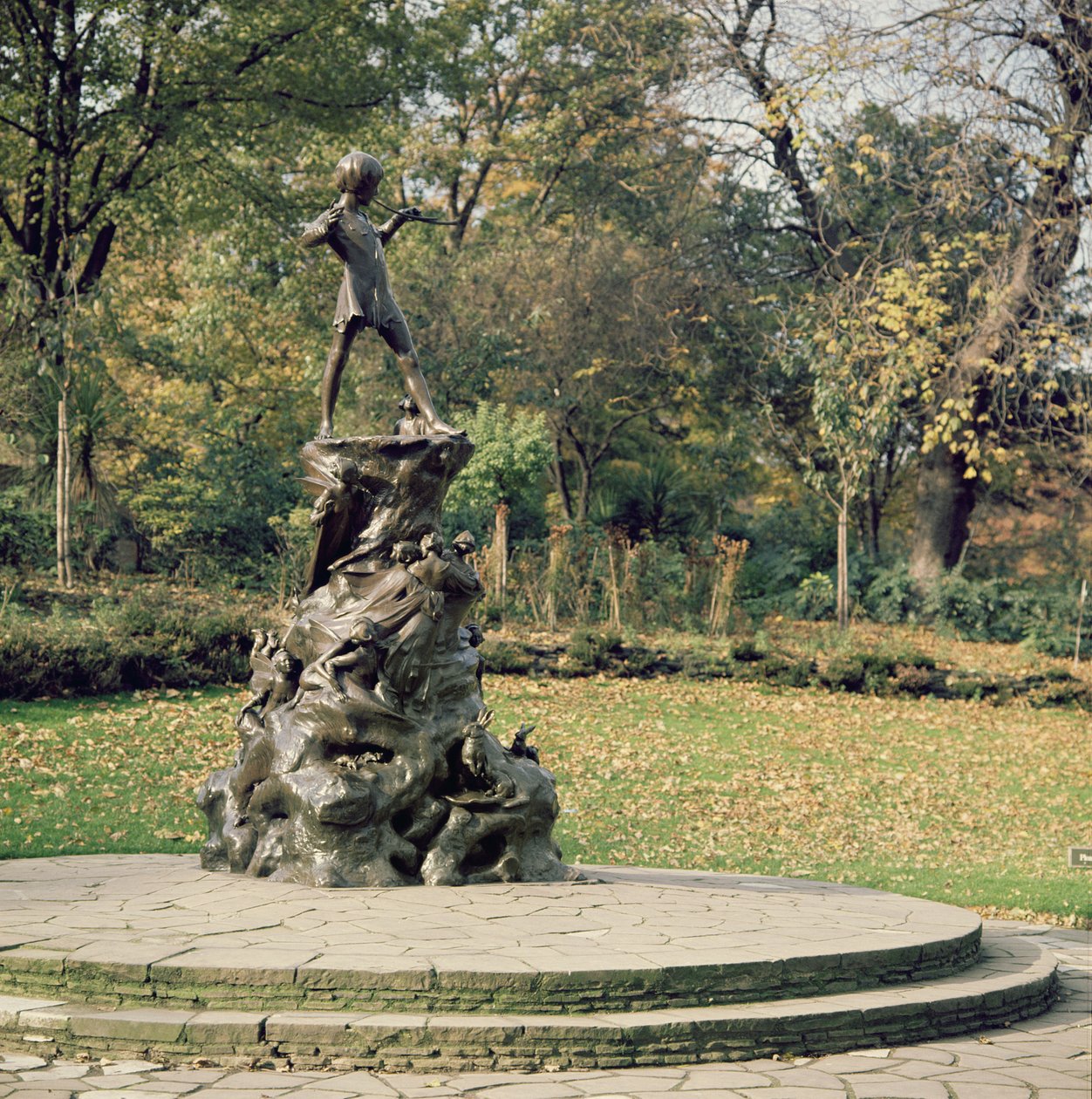 Peter Pan, 1912 (brons) av George James Frampton