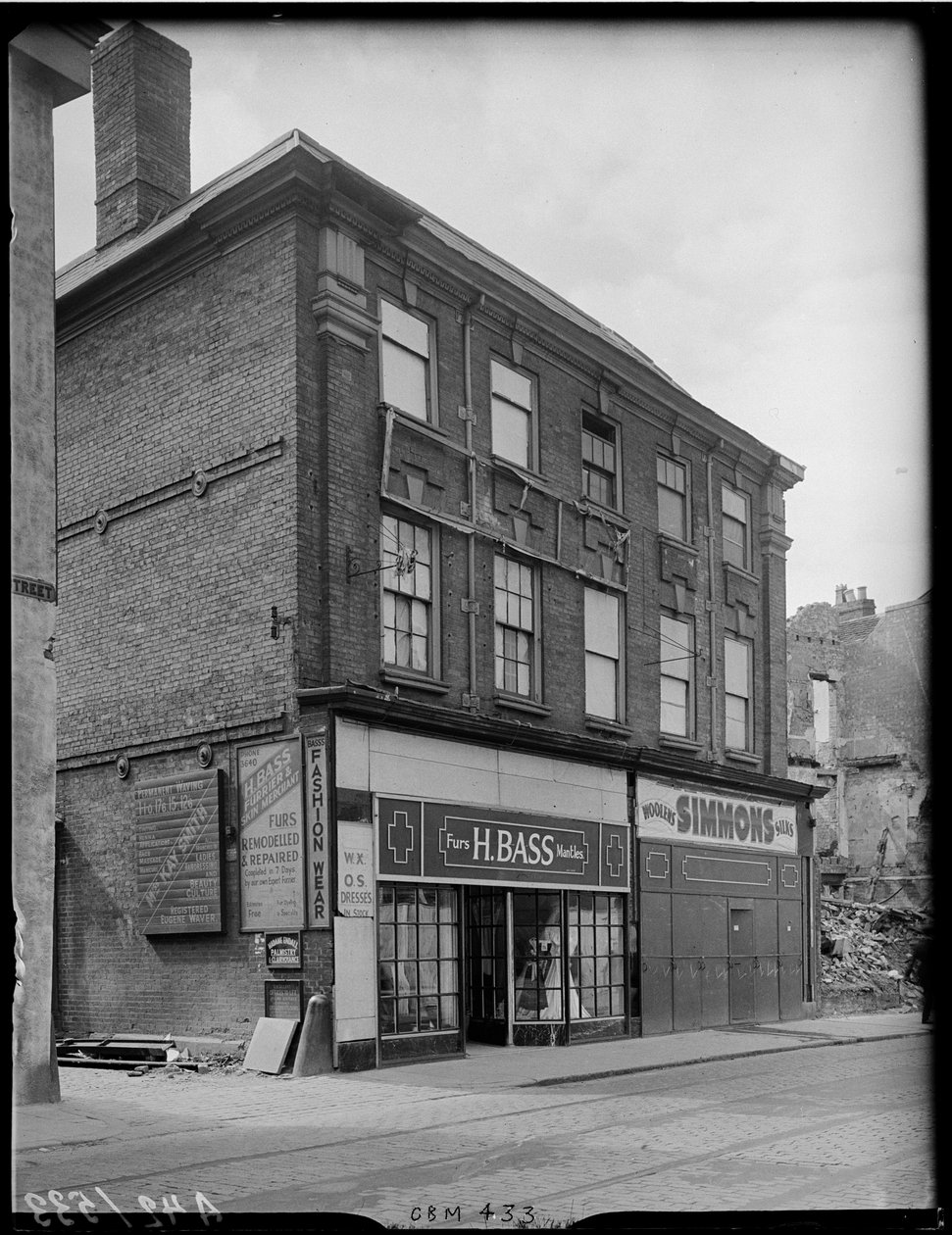 5-5A Fleet Street, Coventry, 1941. av George Bernard Mason