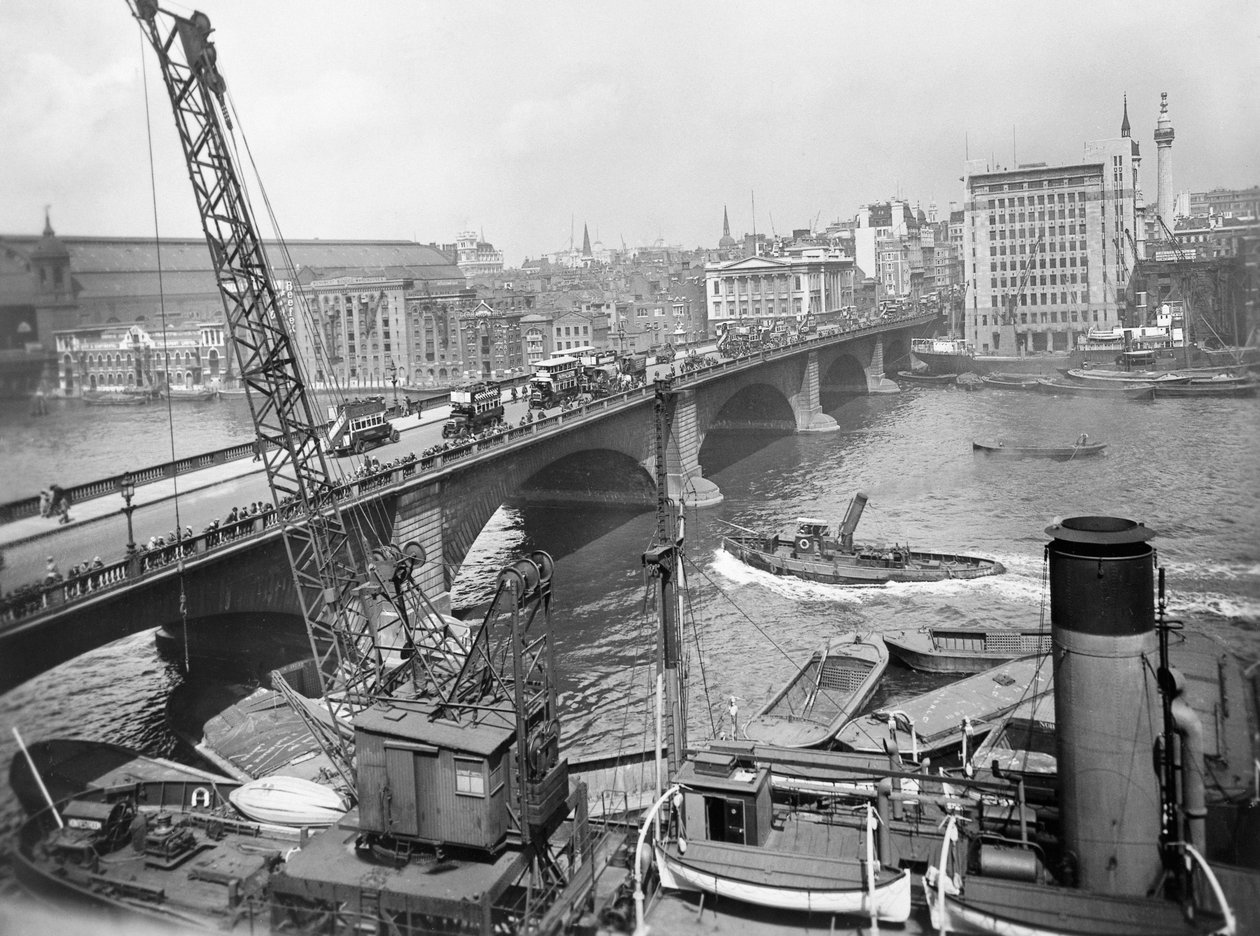 London Bridge, Southwark, London av George Davison Reid