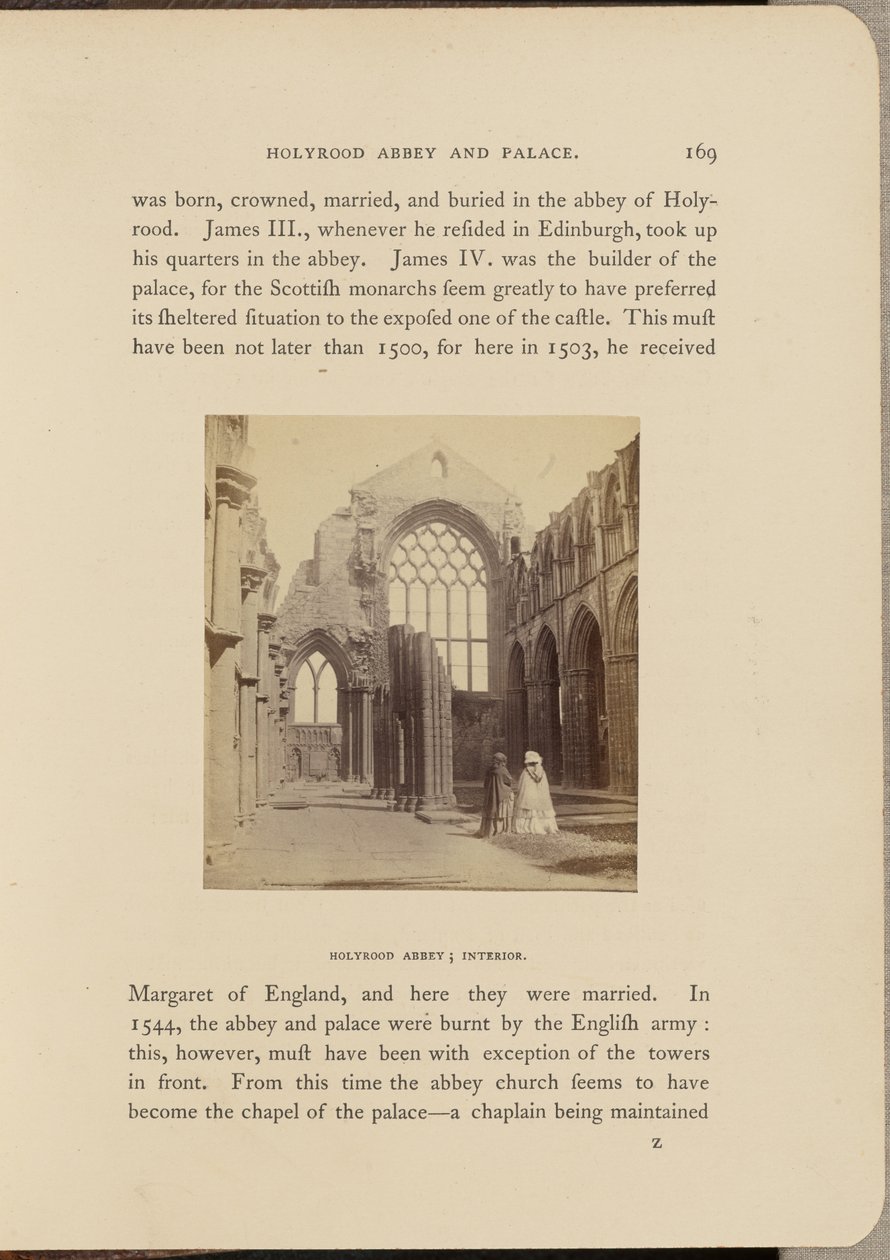 Holyrood Abbey; interiör av George Washington Wilson
