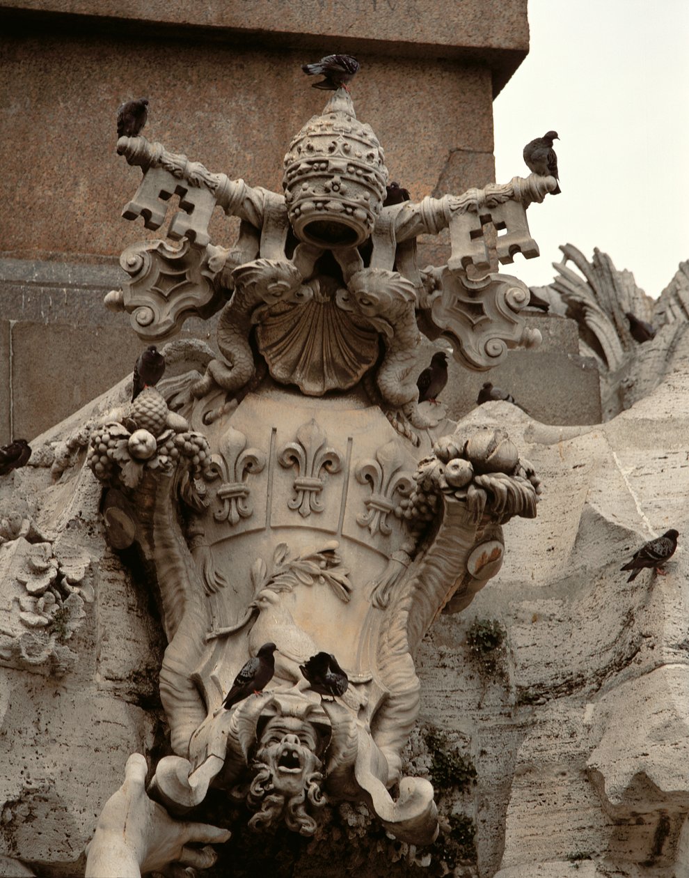 The Fountain of the Four Rivers, detalj av Innocentius X:s vapen 1574-1655, 1648-51 sten av Gian Lorenzo Bernini