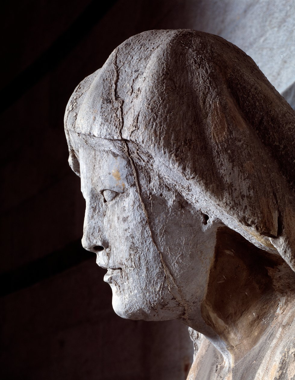 Jungfru med barn. Detalj (Marmorskulptur av Giovanni Pisano