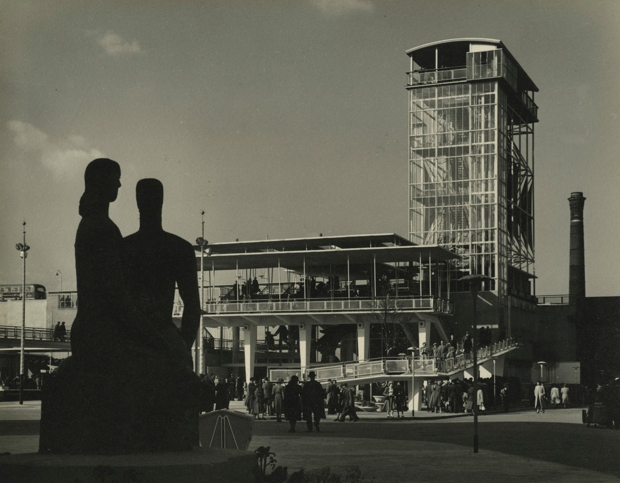 Festival i Storbritannien 1951 av Godfrey Macdominic
