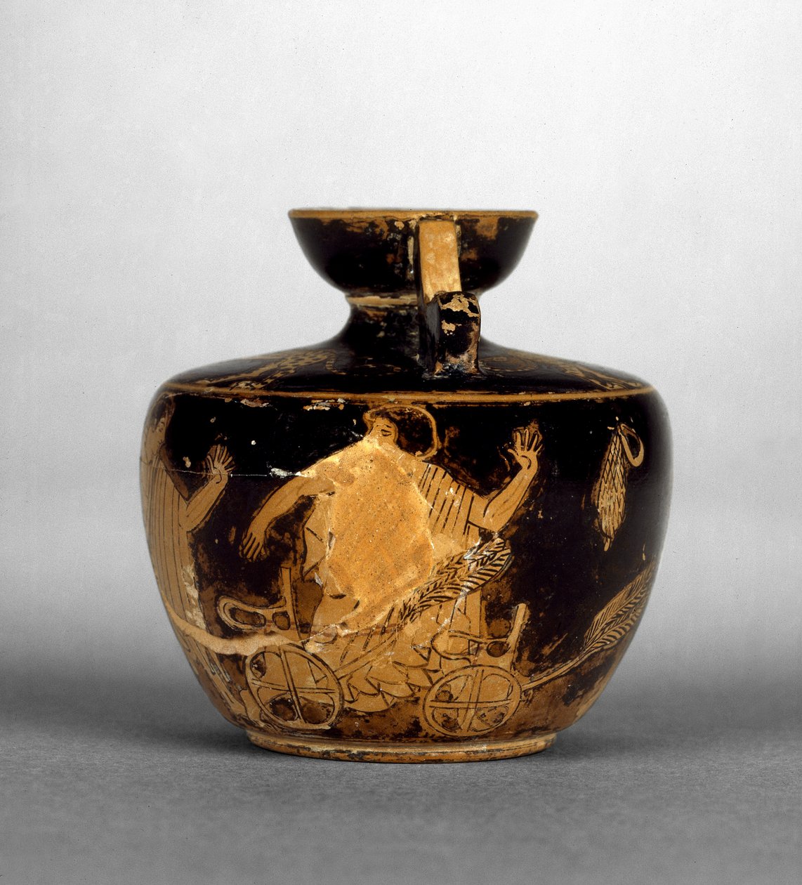 Attic rödfigur aryballos dekorerade med pojkar som leker med en vagn, c.490 f.Kr. (keramik) av Greek