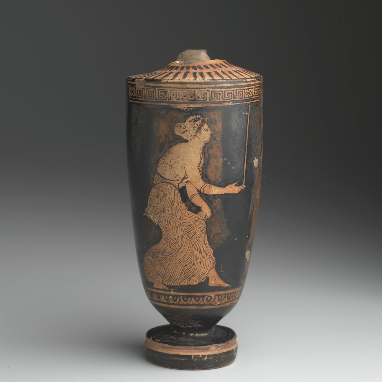 Attic Lekythos (glaserat lergods) av Greek