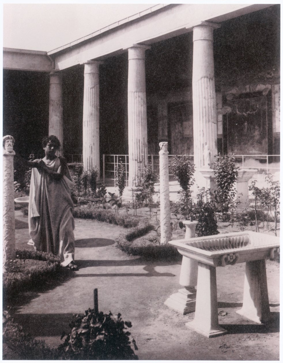 Pompeji (foto) av Guglielmo (1852 1930) Plüschow