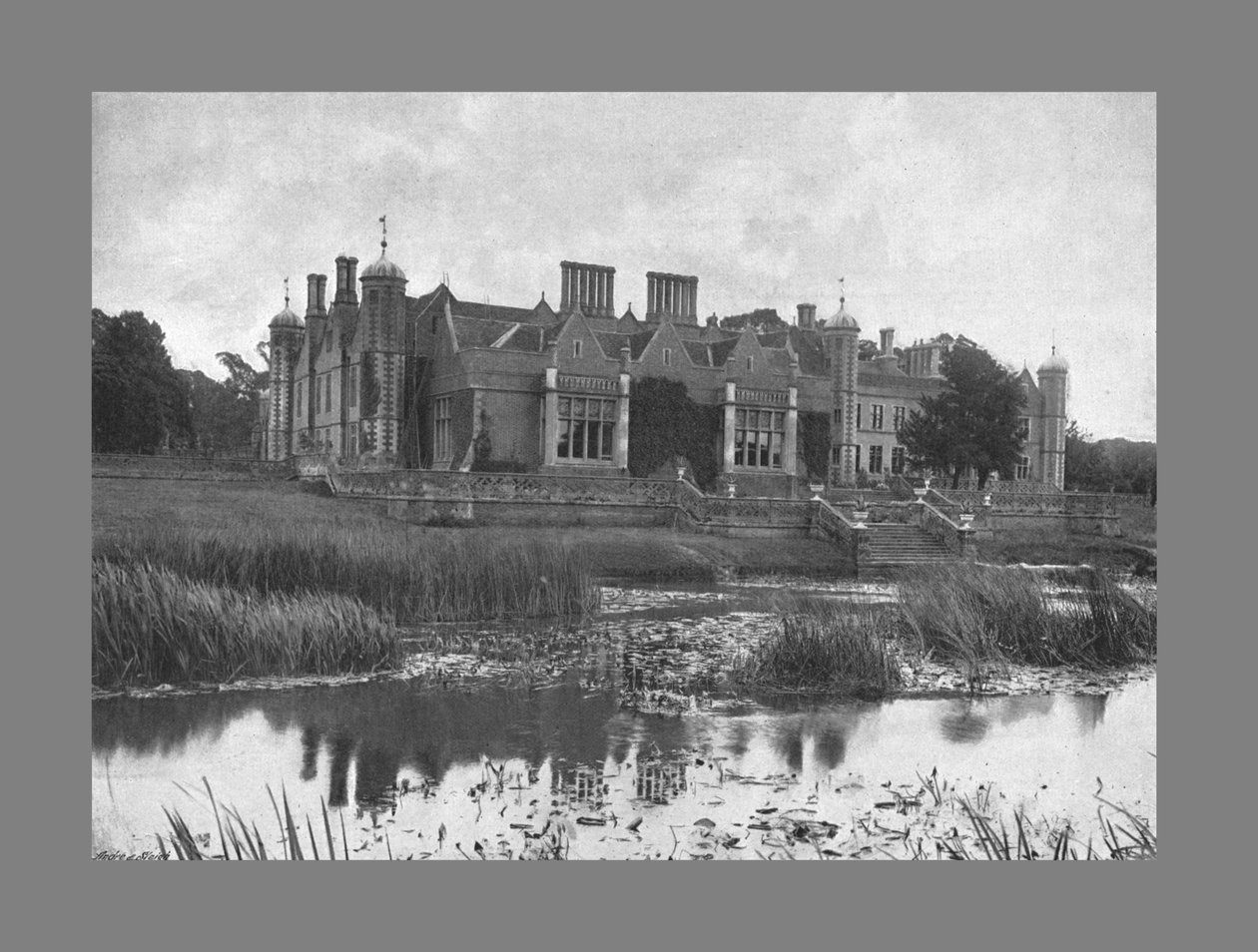 Charlecote Hall, c1900 av Harvey Barton